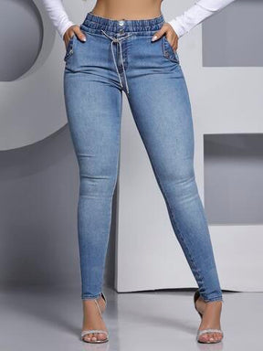 CALÇA JOGGER JEANS FEMININA CARGO COM STRASS E ELÁSTICO ESTILO CELEBRATION