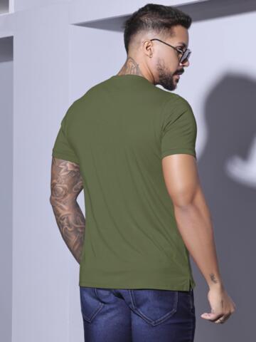 CAMISETA MASCULINA VERDE GOLA O PIT BULL JEANS ESTILO E CONFORTO